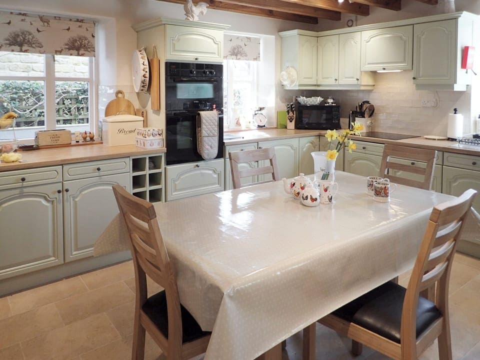 Large kitchen and dining room | The Old Chapel, Thoralby, near Leyburn