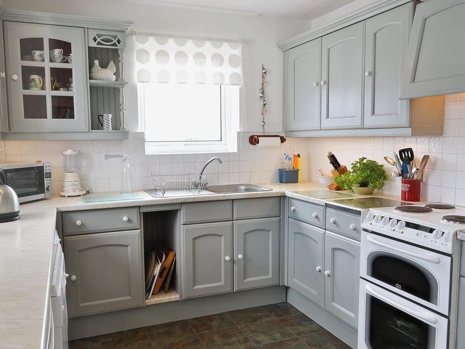 Kitchen | West Lawn, Rhosneigr, Anglesey