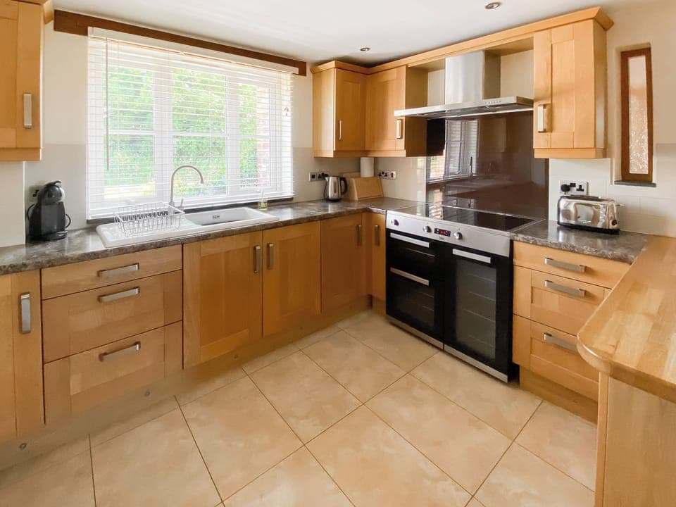 Kitchen | Cart-Tws Bach, Treffynnon, near St Davids