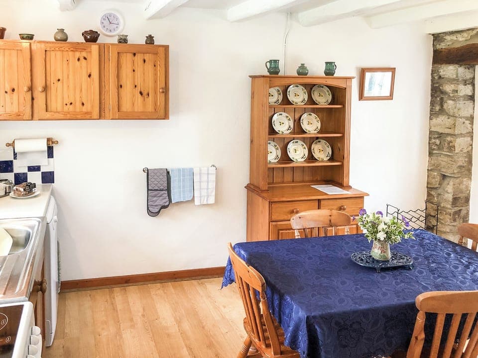 Kitchen/diner | Lletty Cottage - Lletty Farm, Penrherber, Newcastle Emlyn