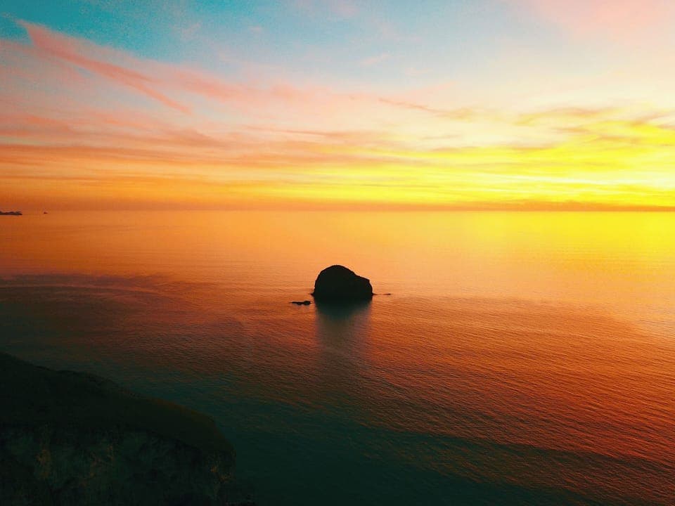 Sunset over Trebarwith | Purlinney, Culvada, Meadwell - Trebarwith Farm Cottages, Trebarwith, Delabole