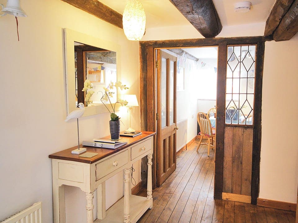 Fisherman&rsquo;s Cottage hall | Fisherman&rsquo;s Cottage, Wells-next-the-Sea