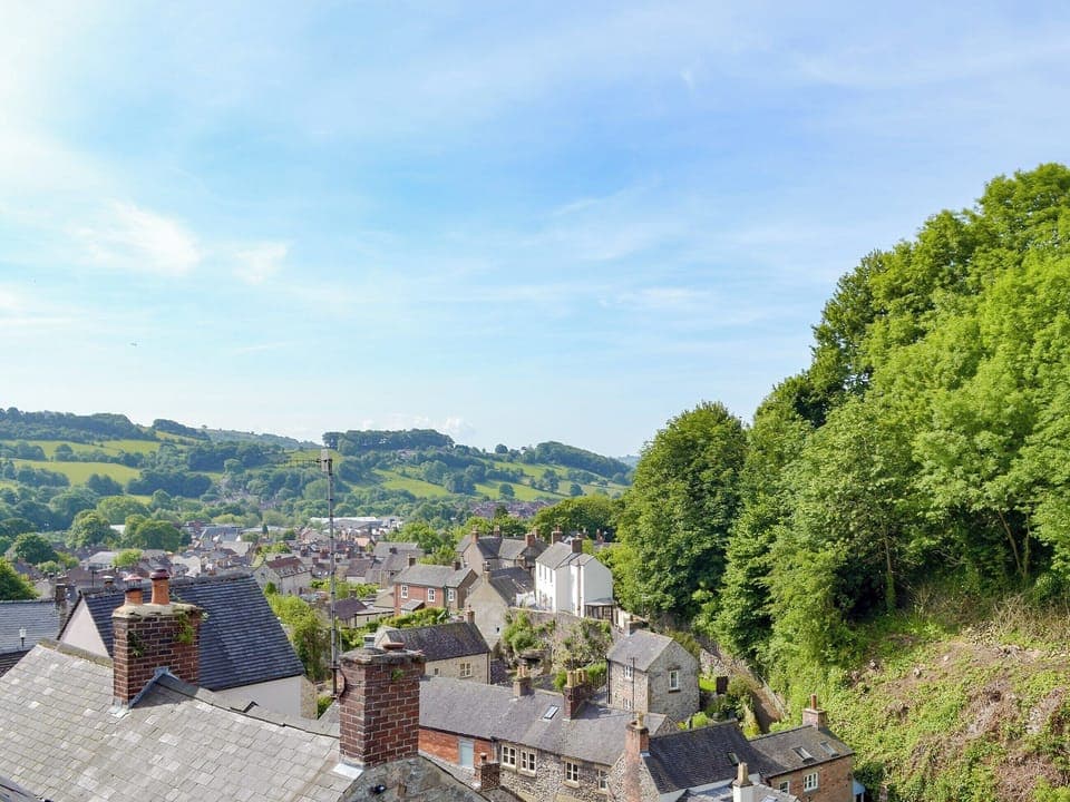 Views of the beautiful surrounding area | Pear Tree Cottage, Wirksworth, near Matlock