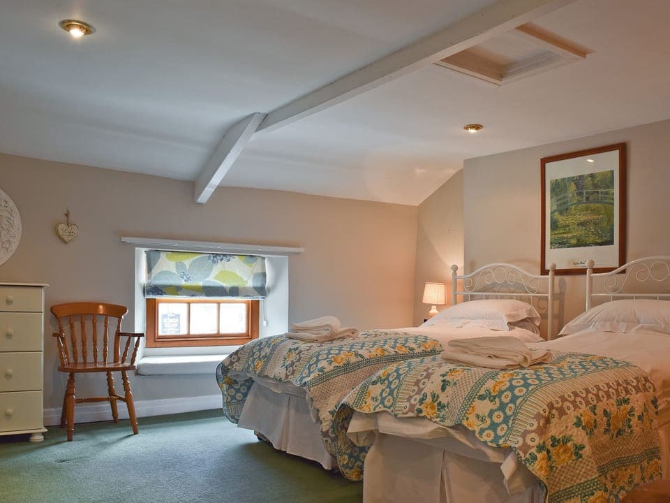 Twin bedroom | Clarksville, Leyburn