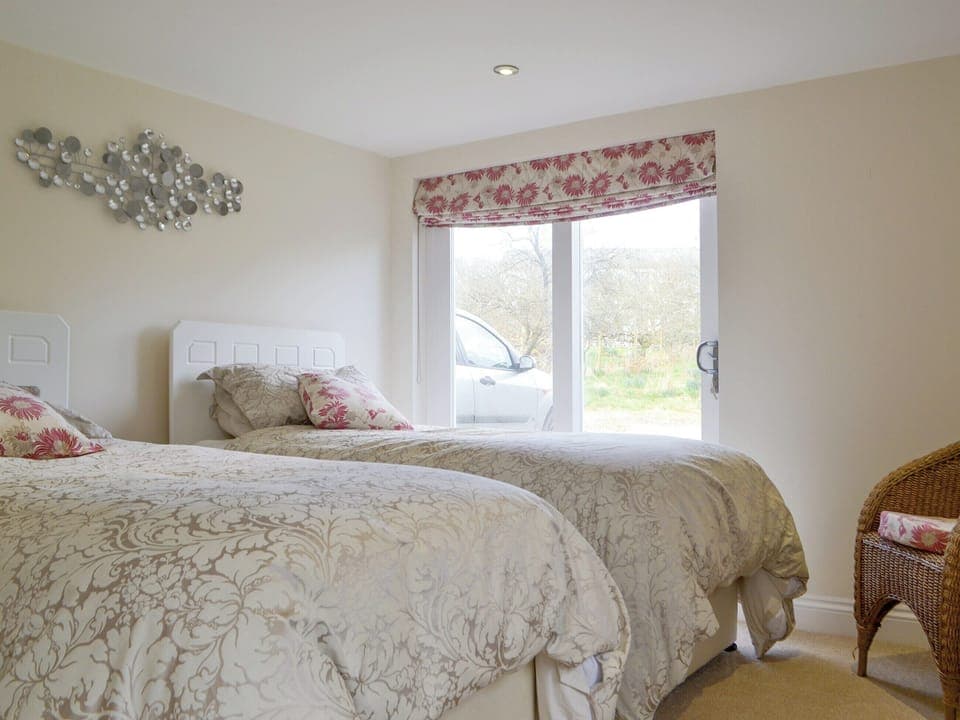 Good-sized twin bedroom | Barrow Tenement, Lyth Valley, near Kendal