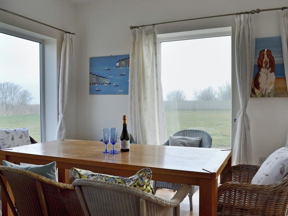Inviting dining area | Hamilton Lodge, Barmston, near Bridlington
