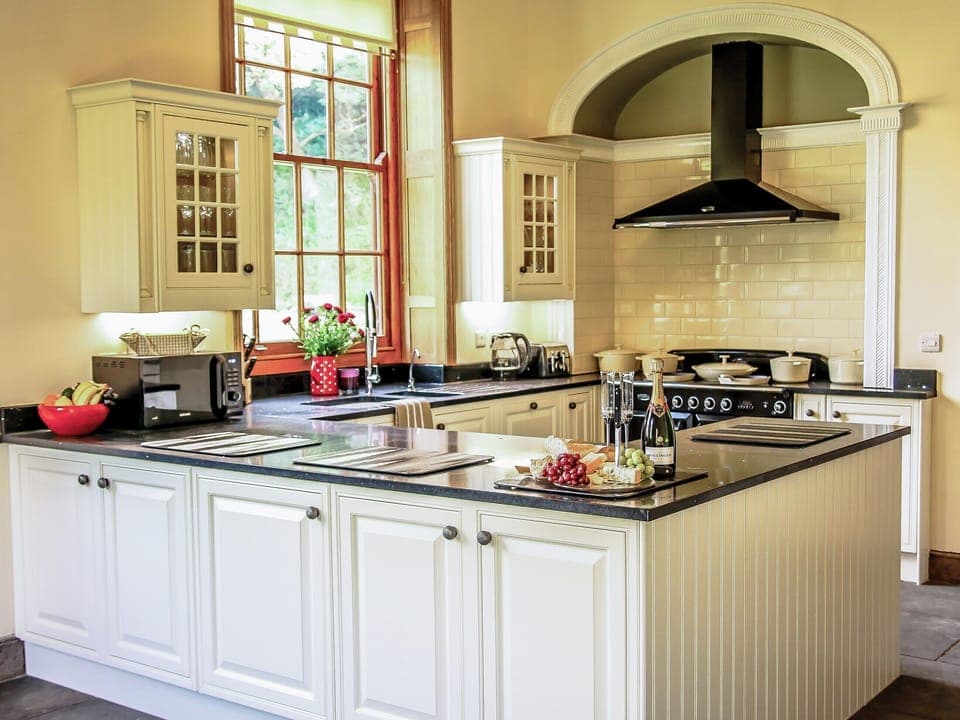 Large, modern farmhouse style kitchen | The Farmhouse at Gradbach, Gradbach near Buxton