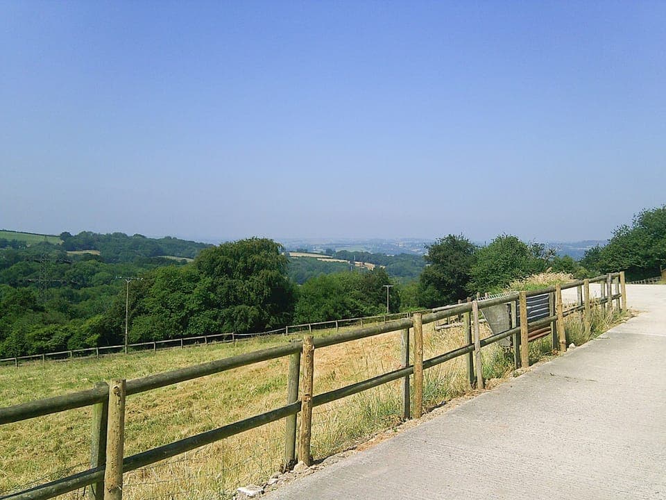 Wonderful rural location | Cider Cottage, Higher Checkridge Farm- Cider House - Higher Checkridge Farm, Hawkchurch, near Lyme Regis