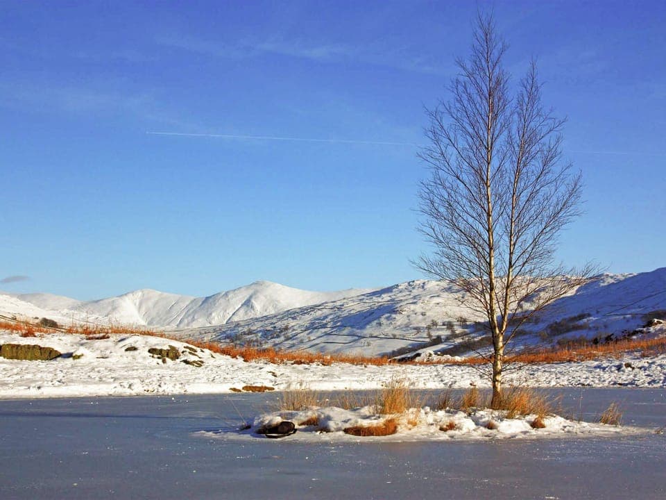 Picturesque Lily Tarn in winter | Glenmore Cottage, Ambleside