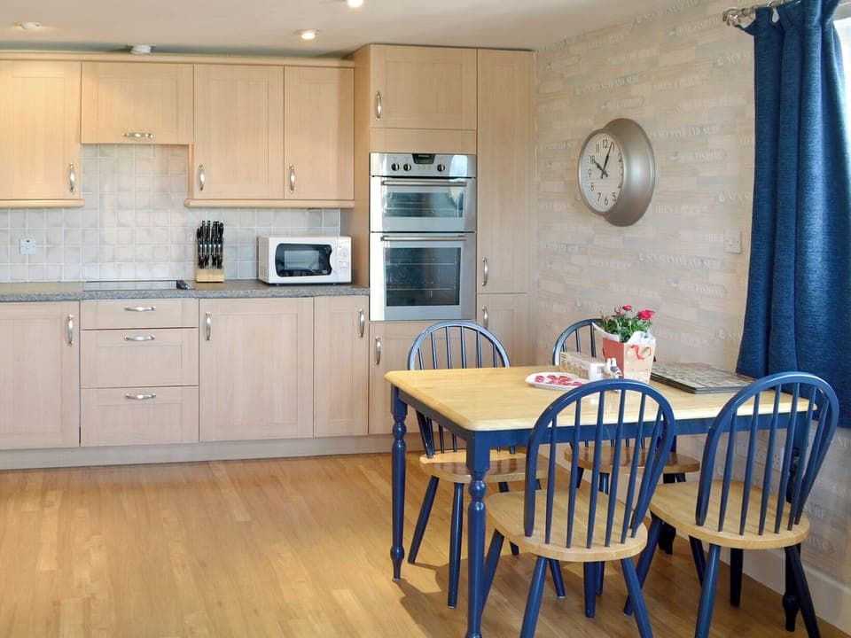 Spacious kitchen/ dining area | 12 Maritime House, Bridport
