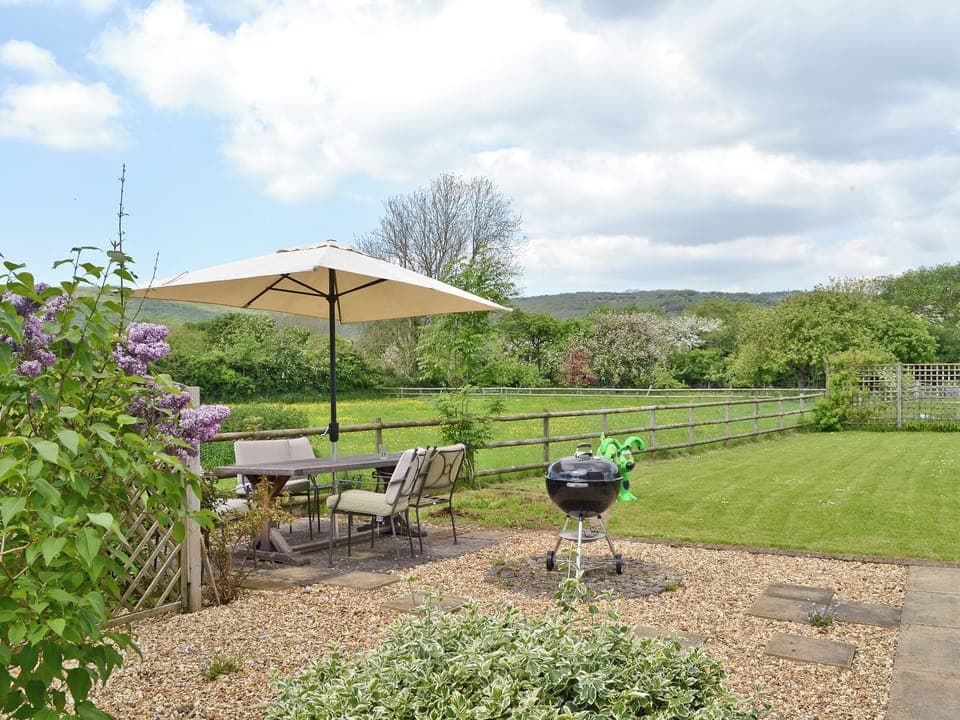 Sitting-out-area | Barrowswood and Strawberry Lodge - Barrowswood, Cheddar