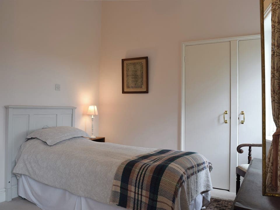 Twin bedroom | Wisteria Loft - Berrington House, Tenbury Wells