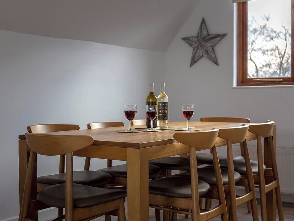 Elegant dining area | Coot - Daisy Broad Lodges, Wroxham