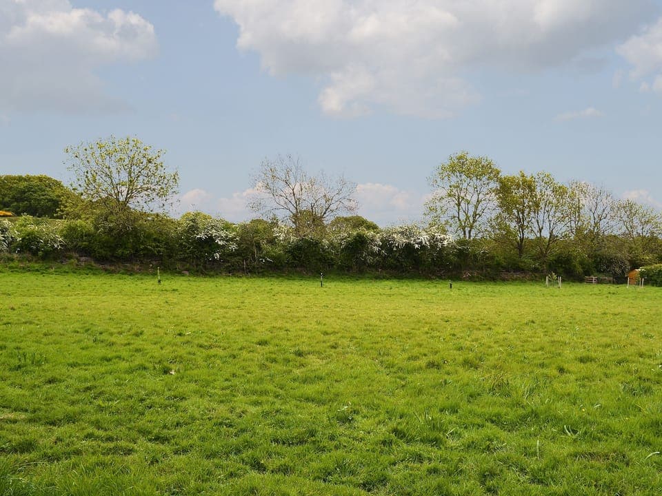 Garden and grounds | Arne Barn, Near Wareham