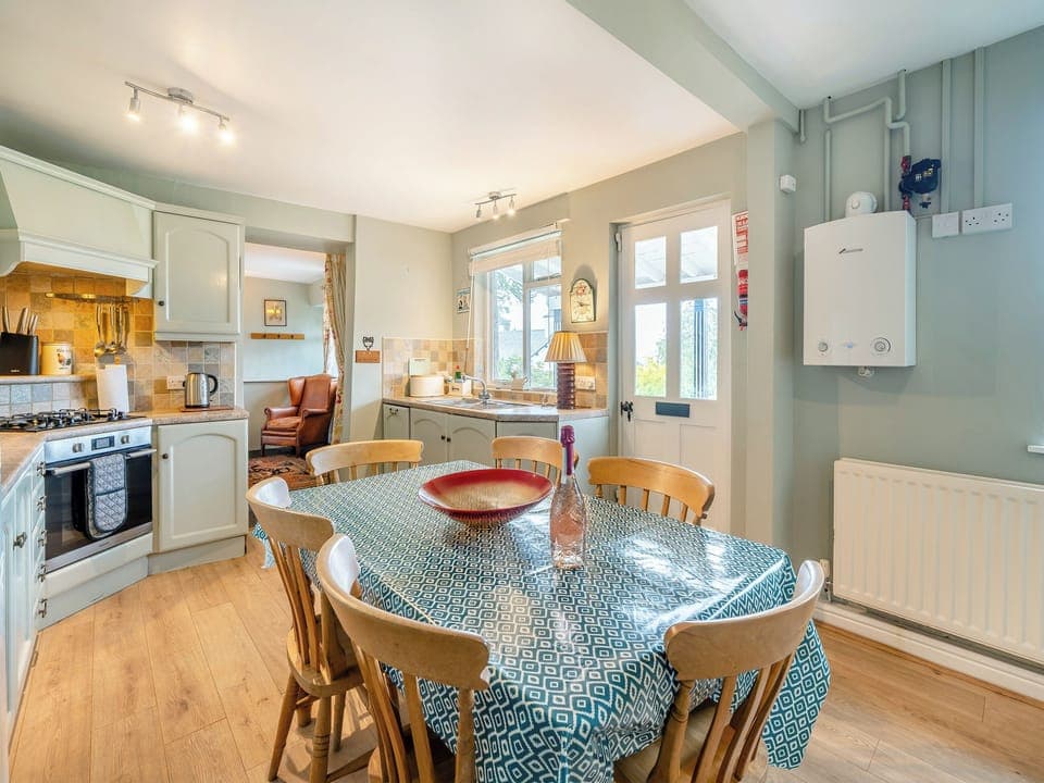 Kitchen/diner | Howe Cottage, Bowness-on-Windermere