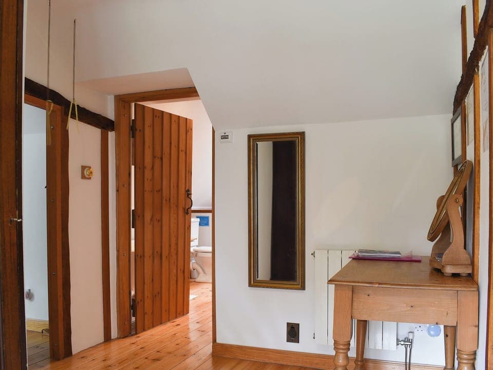 Landing | Potter&rsquo;s Cottage, Little Blakenham, near Bramford
