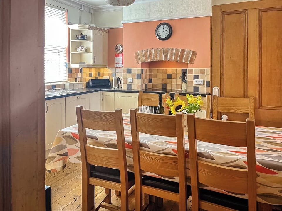 Dining Area | Ty Nain, Tywyn