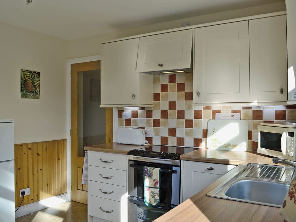 Well equipped kitchen/diner | Baravullin, Benderloch near Oban