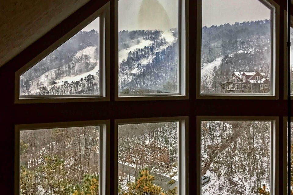 Living Area | Mountain Views