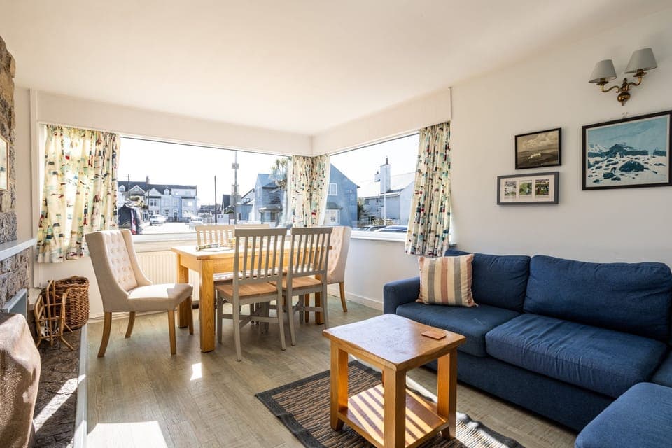 Marimar Lounge - Rhosneigr