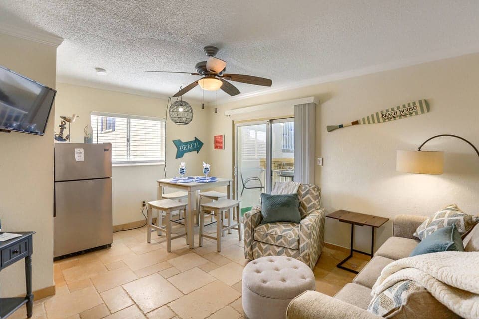 Open-Concept Dining and Living Areas