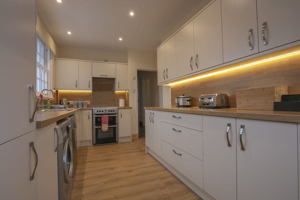 Well equipped Kitchen which is open plan to the dining area and lounge.