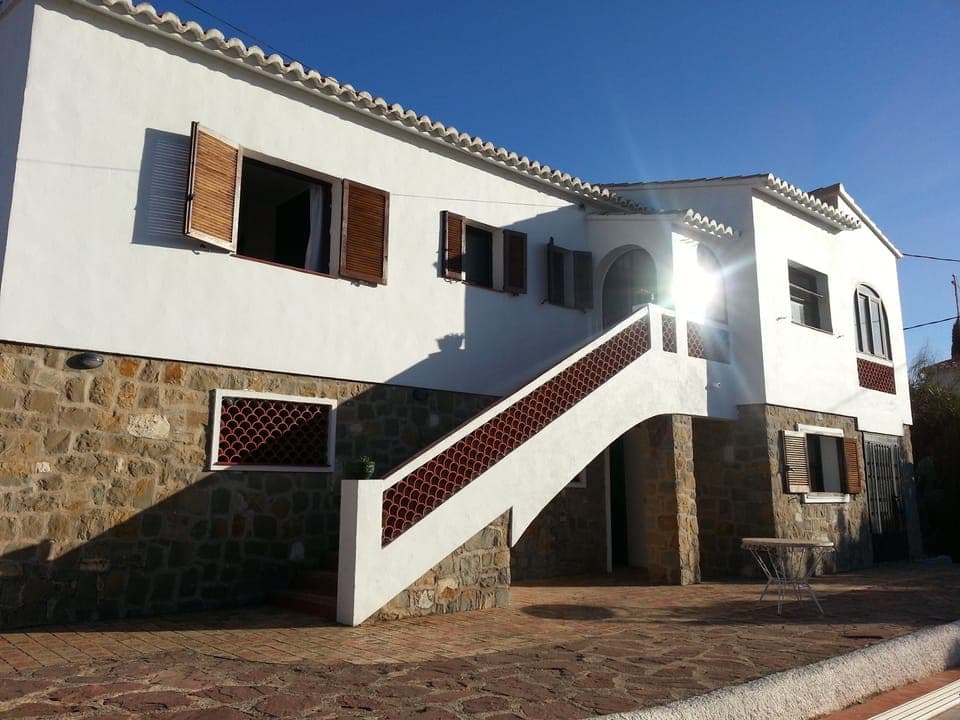Front of villa facing pool area