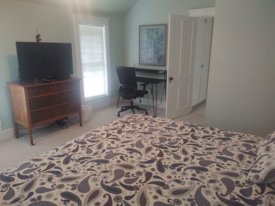 bedroom #3. set up as king. smart tv.