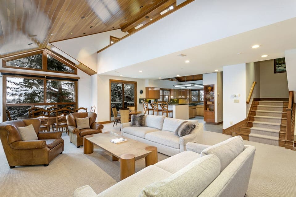 Large Living area view to Centenial lift and mountain