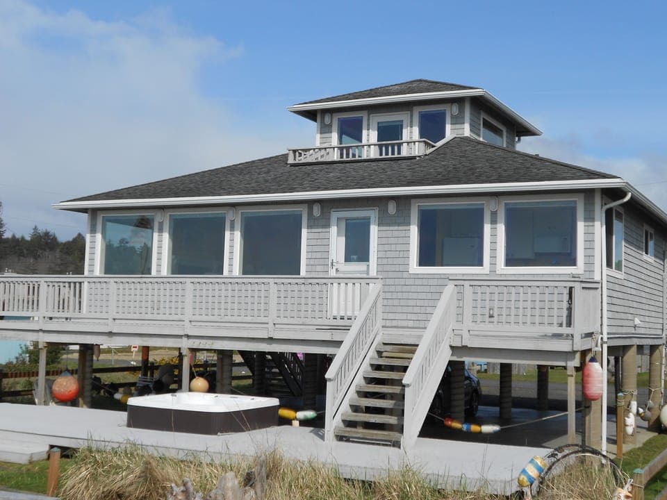 The Eagle's Nest.  Right on the beach in Moclips.