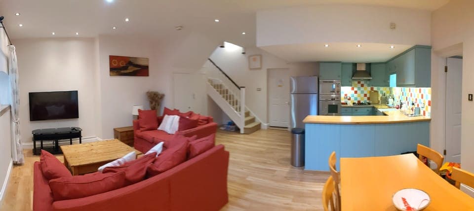 Open Plan Lounge, Diner, Kitchen