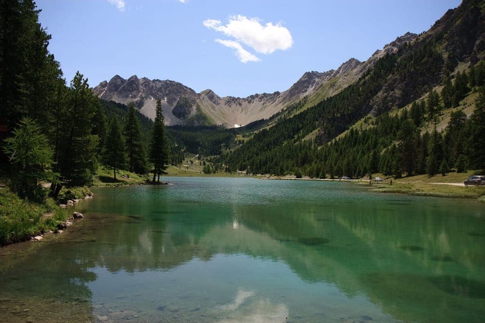 Orceyrette lake, perfect for family walks