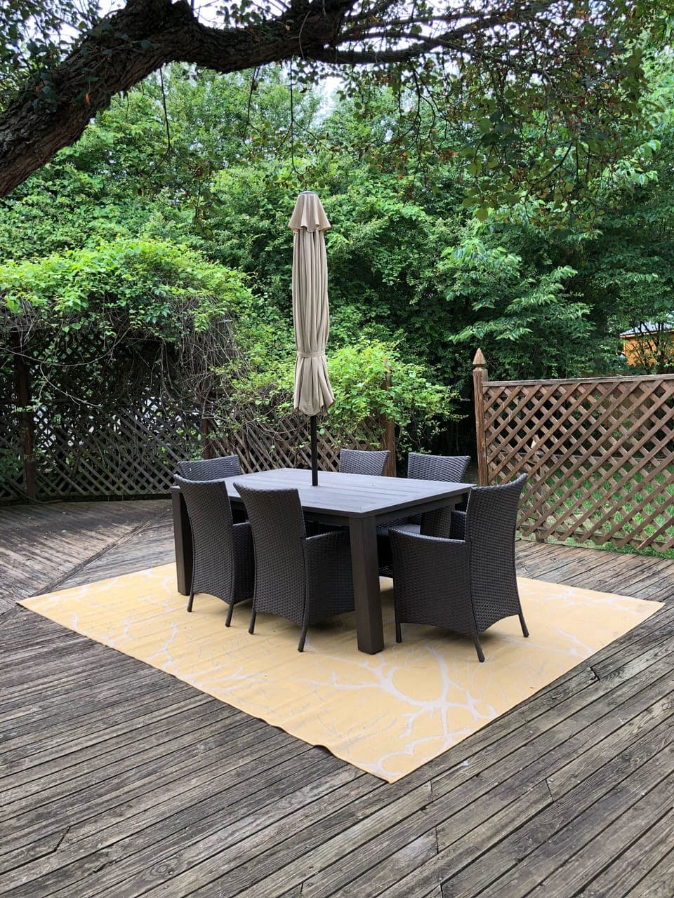 Outside Dining