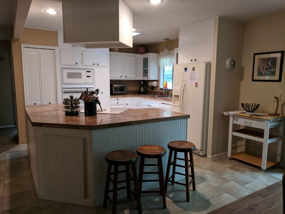 Kitchen is well stocked with everything you need to cook up some feasts.