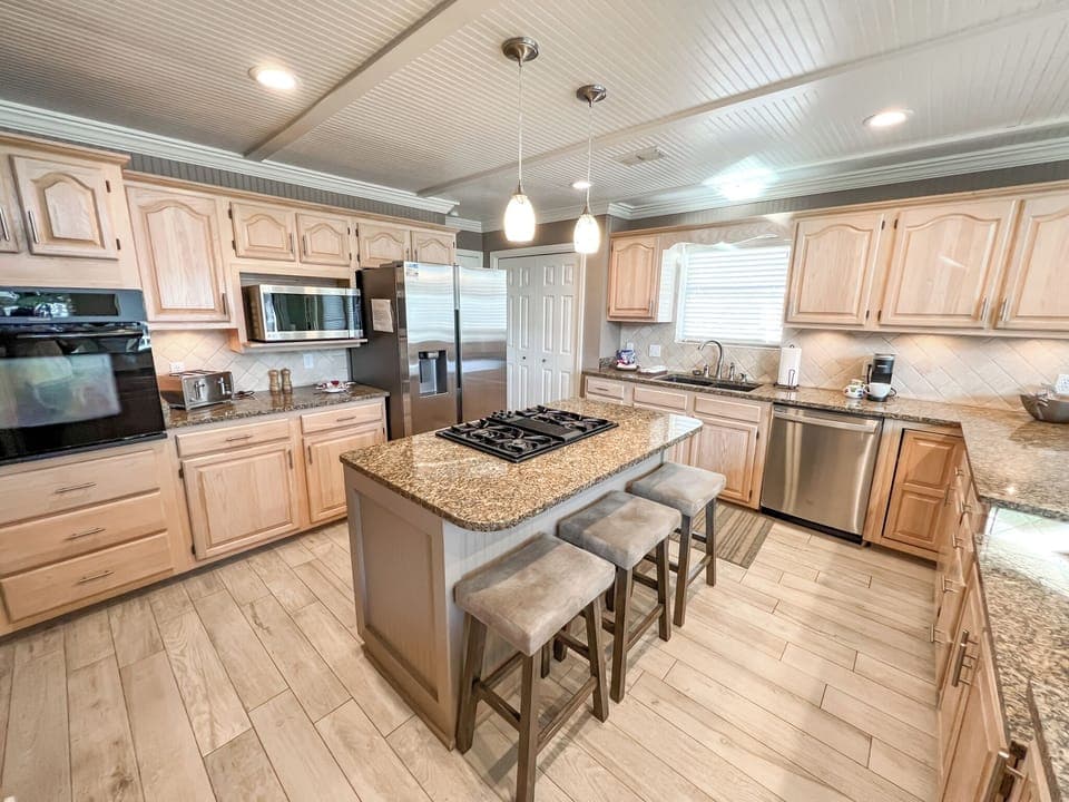 Large Kitchen