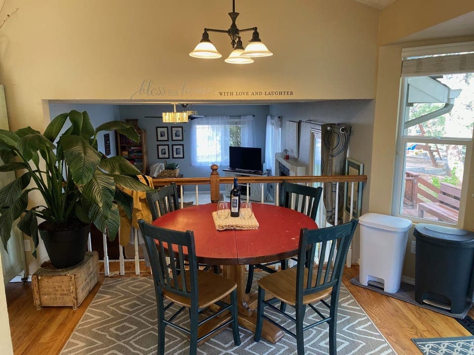 Kitchen table