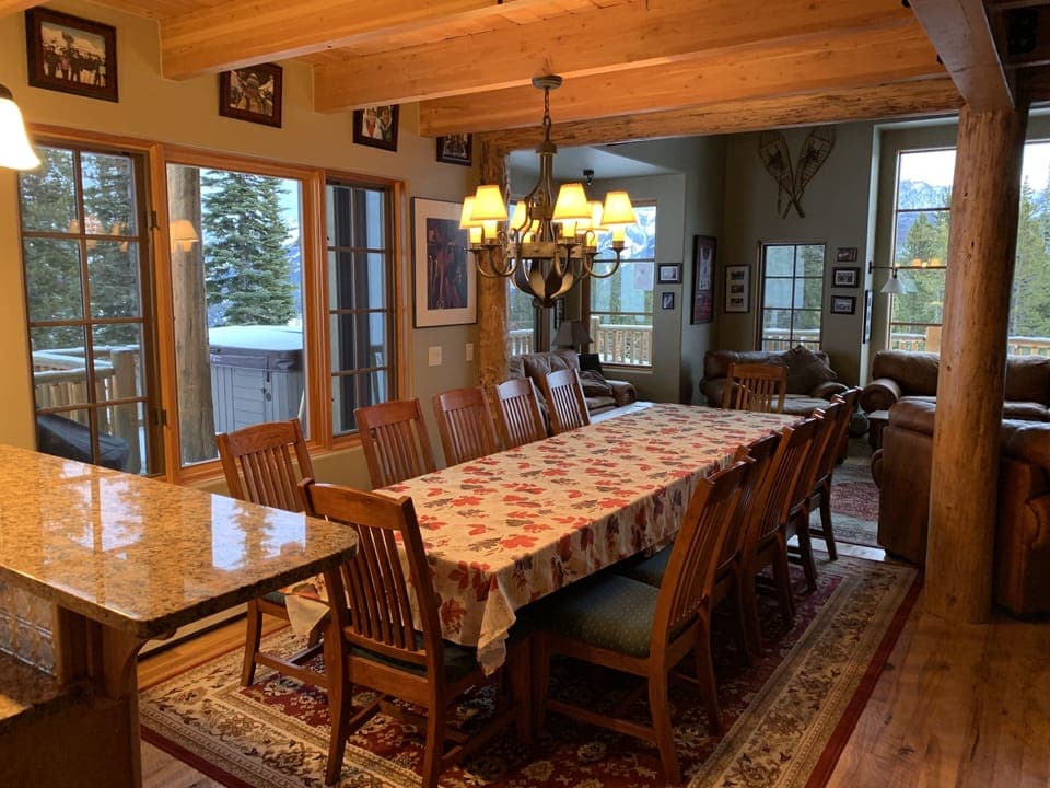 Dining room seats 12.