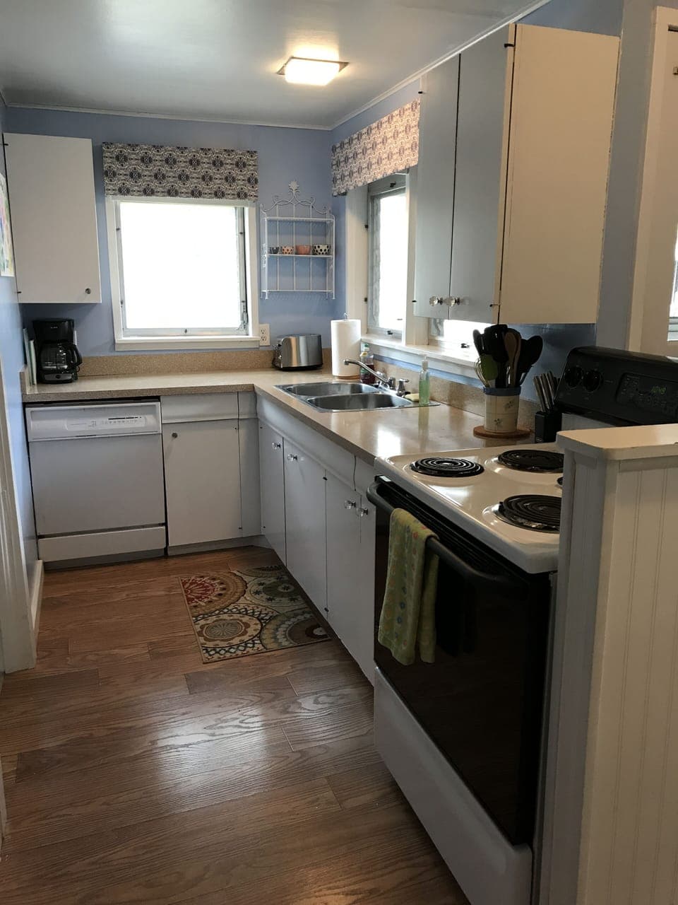 Fully equipped Kitchen with dishwasher