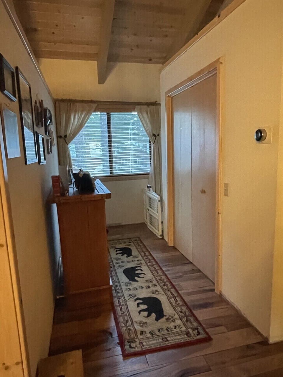 Hall to Lower Level bedrooms, etc