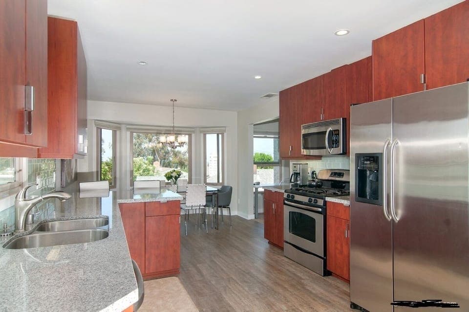 Open Floor Plan Kitchen to Dining