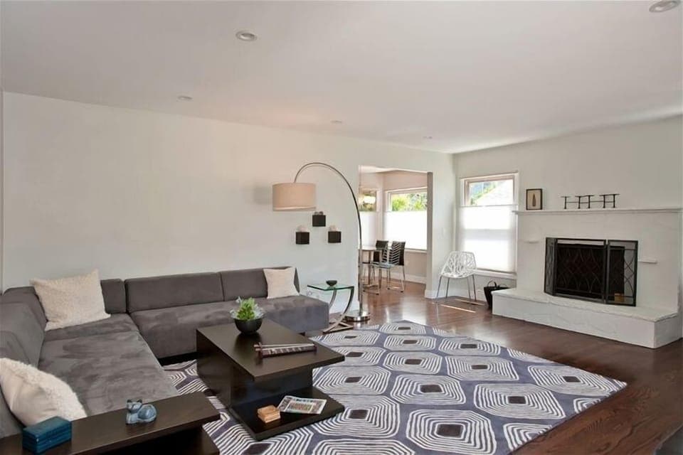 Spacious Living Room