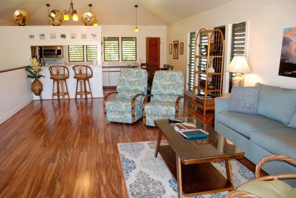 New flooring and fresh paint throughout the entire condo.