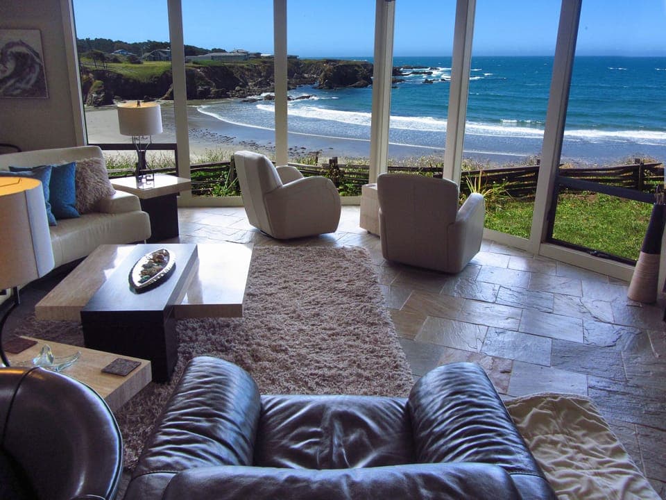 Like a View from the Bow of a Ship watch local surfers or migratory whale travel