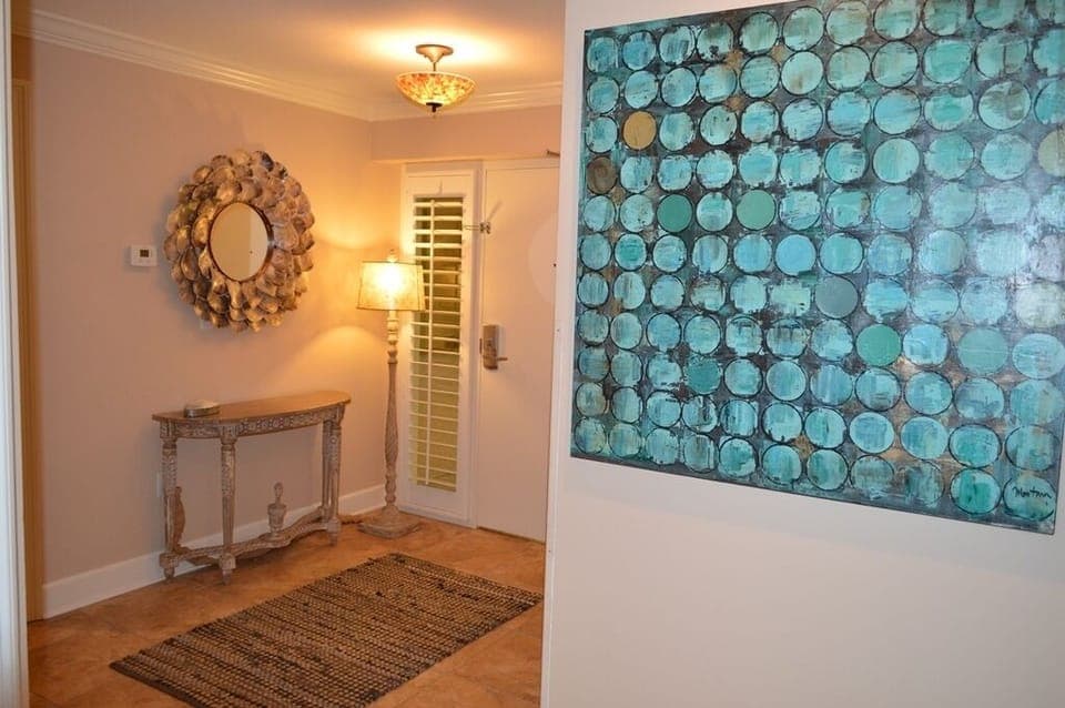 Entry Foyer. Welcome to your beach vacation home!