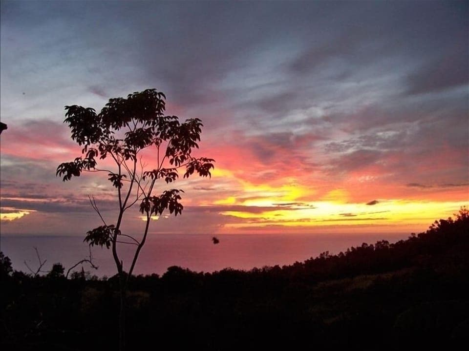 The end of another beautiful day in paradise