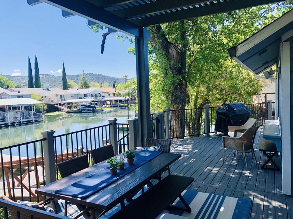 Brand new Trex deck with overhang, 2021