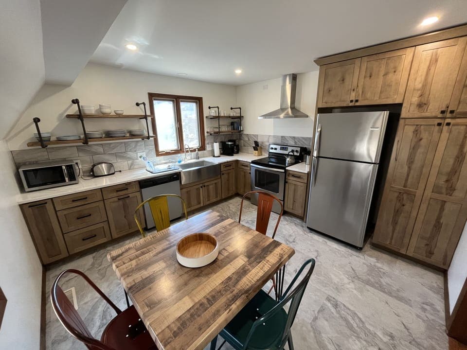 Newly renovated, fully stocked kitchen.