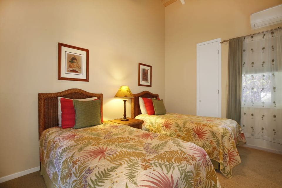 The 3rd bedroom can be set up as a king, or separated into 2 separate twin beds
