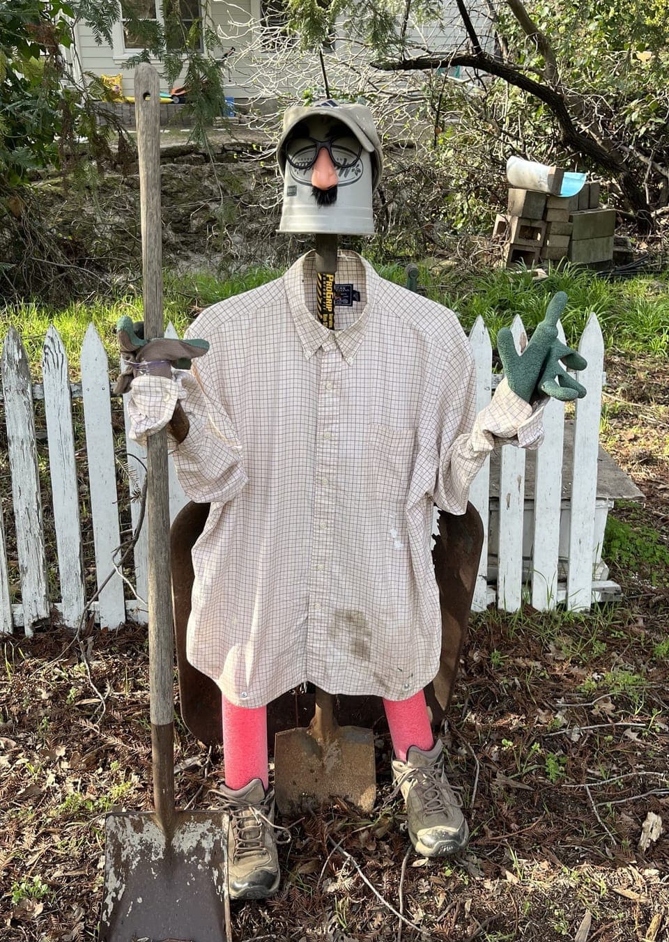 On-duty Scarecrow 