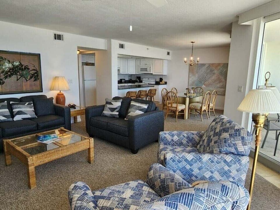 Your reading and living place on the Key.